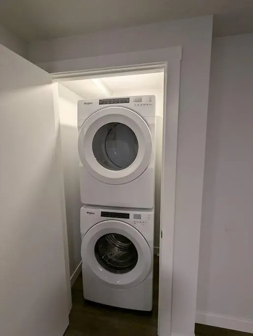 Apartment Charming Basement Suite In A Quiet Neighborhood Calgary Canada